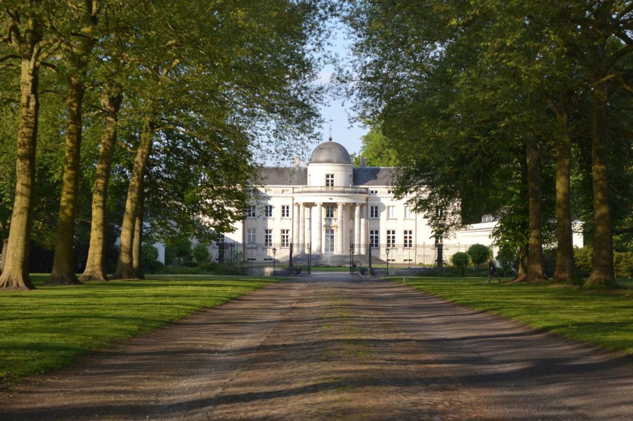 Kasteel Duras Bed & Breakfast Sint-Truiden Exterior photo